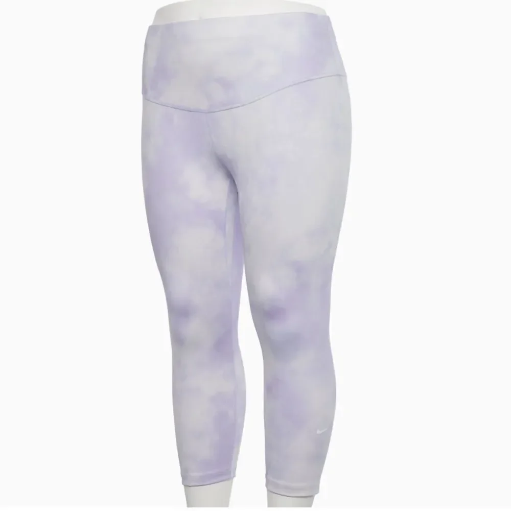 Nike | Plus Size One Icon Clash Cropped